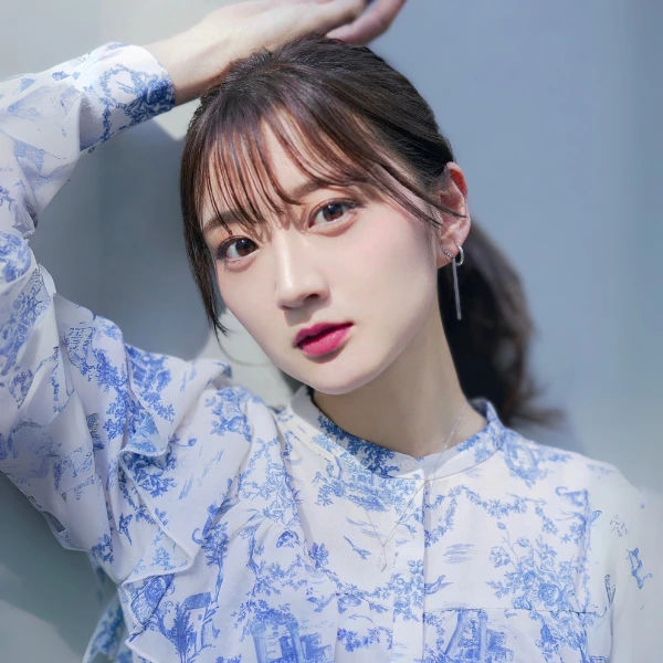 山根綺